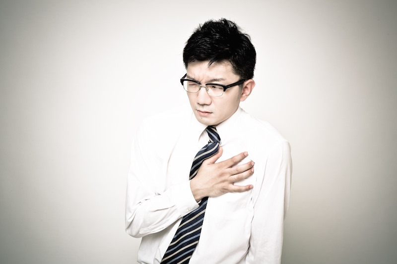 肋骨が痛い時は何科へ行くべきなの？整形外科？内科？