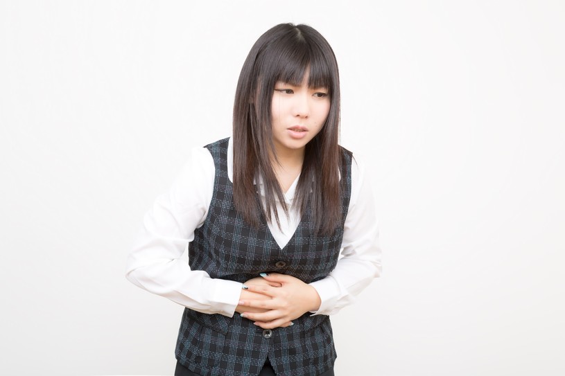 冷や汗ダラダラ…吐き気や下痢が続く原因は？